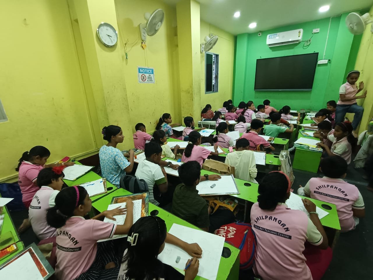 Art activity at Shilpangan Art School 5